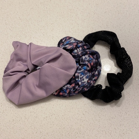 90s Style Scrunchie Bundle - Picture 8 of 16
